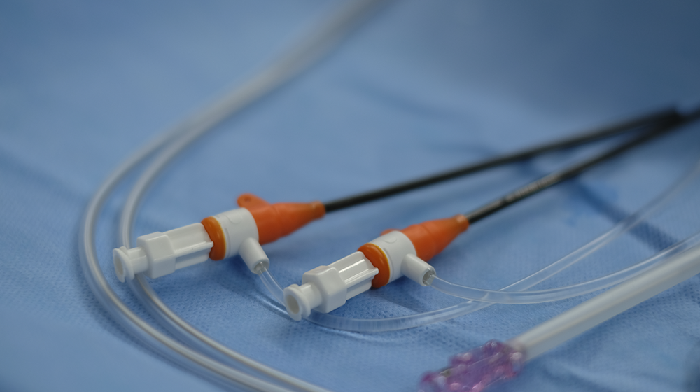 Medical Device Leak and Blockage Testing of Vascular Access Sheaths